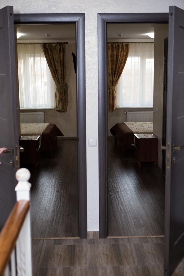 Appartement Saxony Dim à TTchernivtsi Extérieur photo